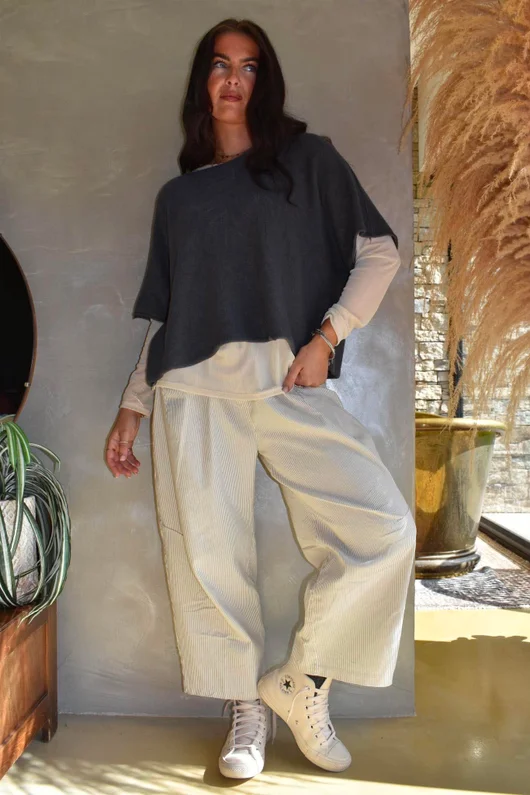 Pin Stripe Bennie Magic 7/8 Dart Barrel Pant Calico